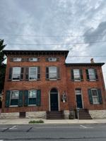 featured image of 127 Lincoln Way W