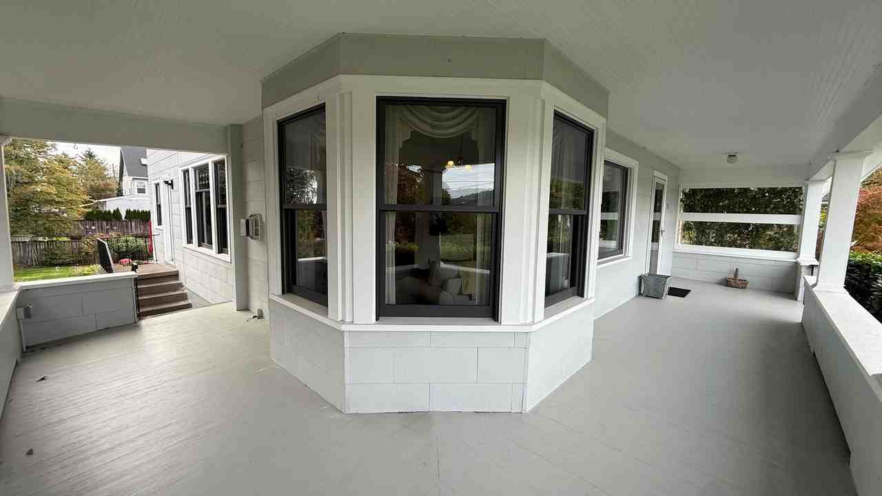 7214 Se 13th Ave - Photo 3 of 50