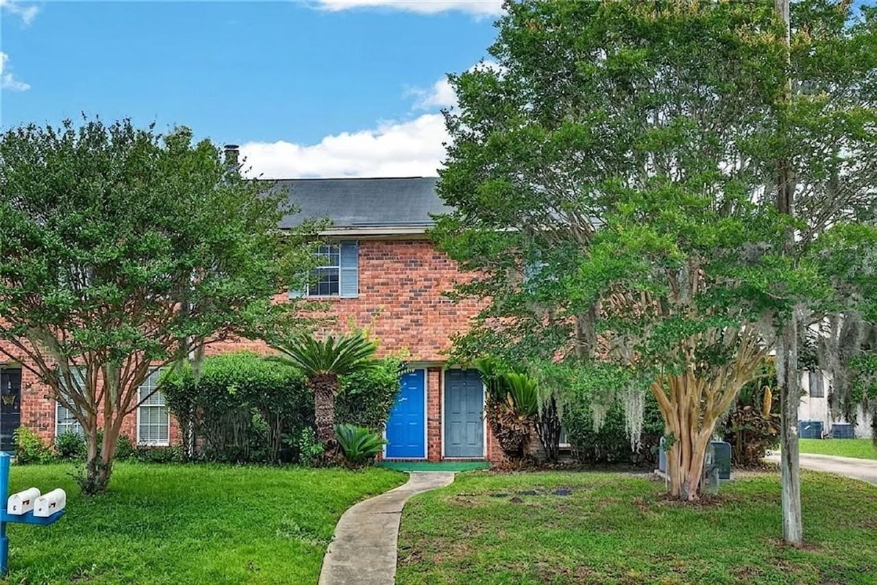 102 Coastal Pl #D - Photo 2 of 2