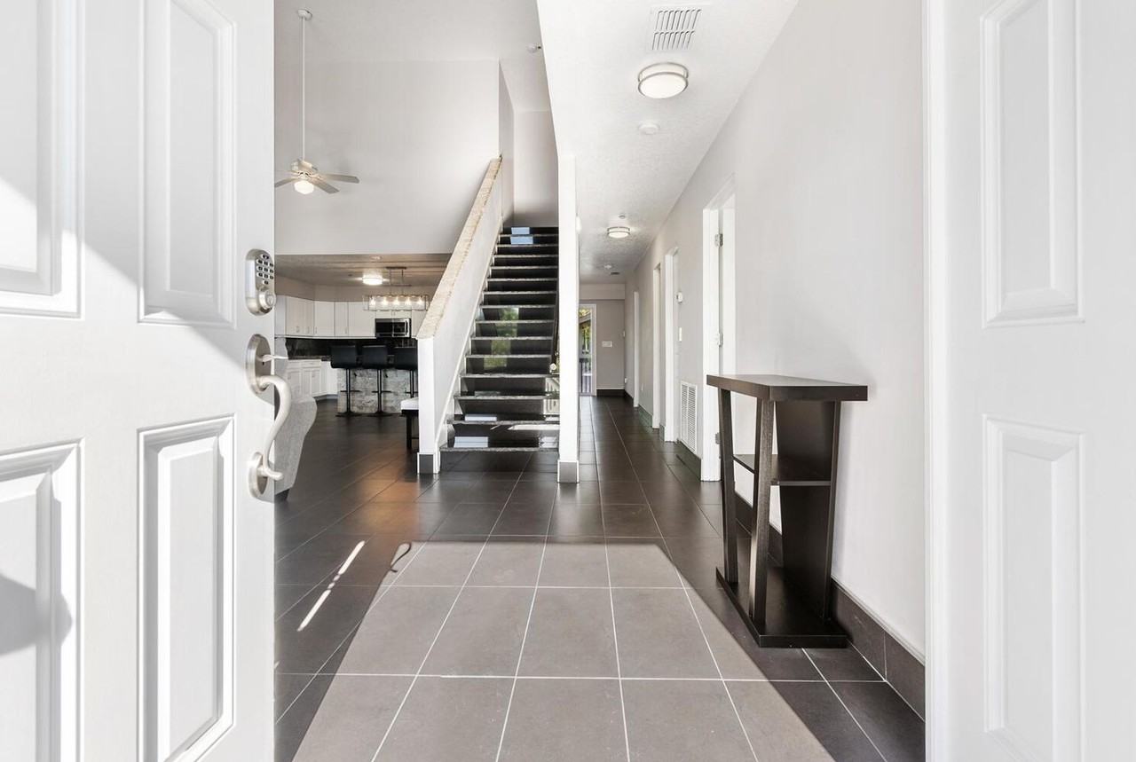 651 Avenida Del Norte - Photo 5 of 47