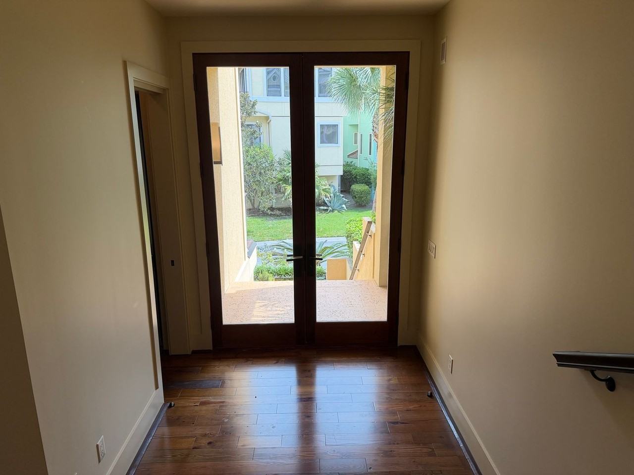 54 Bermuda Pointe Cir - Photo 3 of 50
