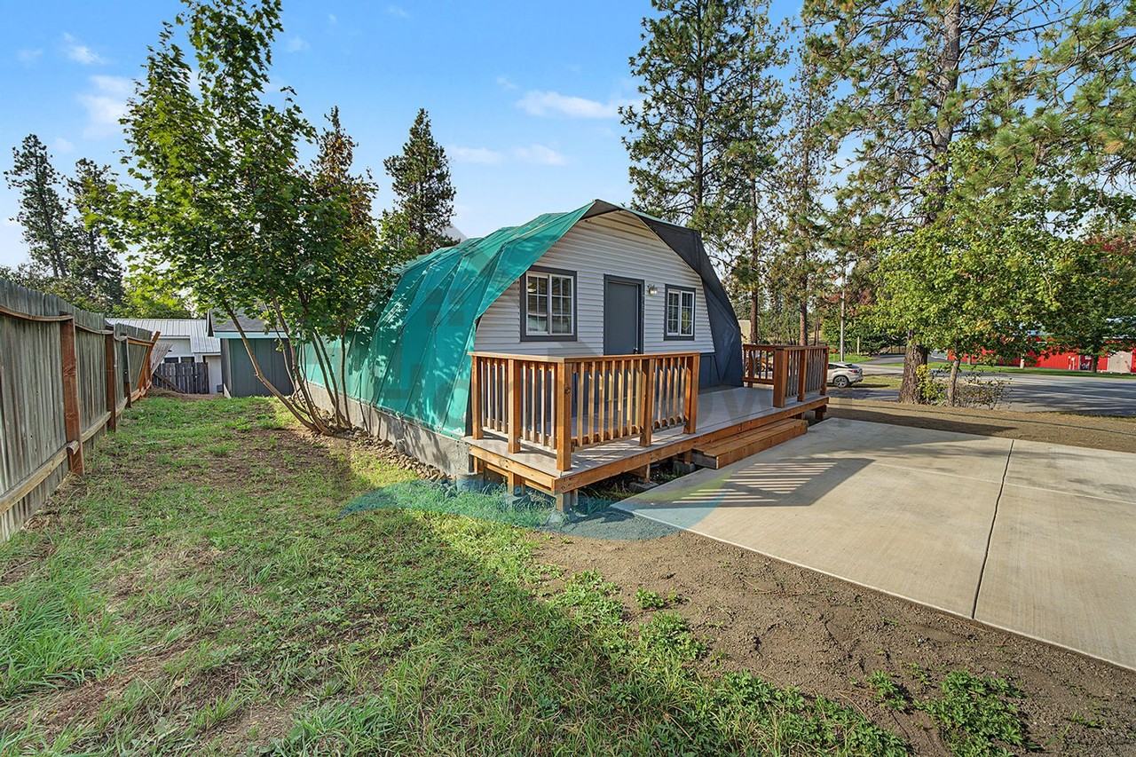 7676 W Lewis St - Photo 2 of 25