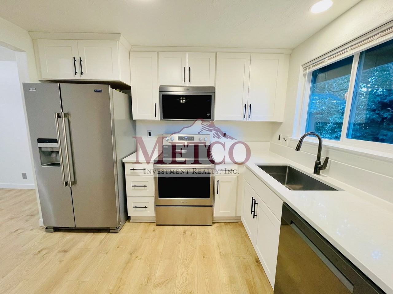 2817 Applewood Ln - Photo 7 of 17