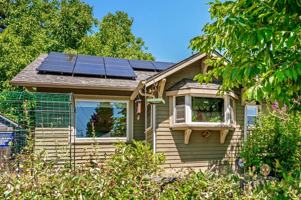 featured image of 1507 N Watts St
