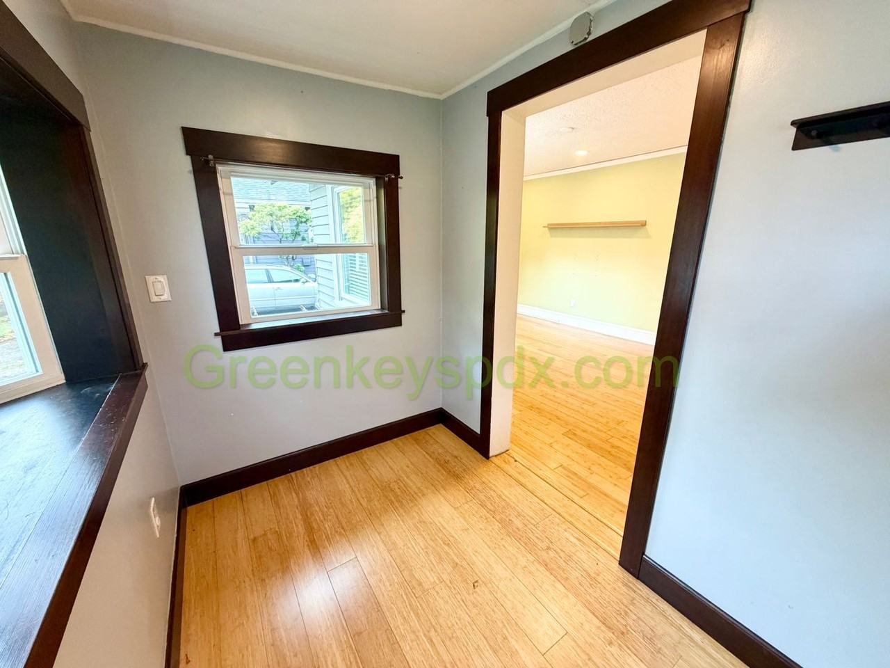 1507 N Watts St - Photo 7 of 30