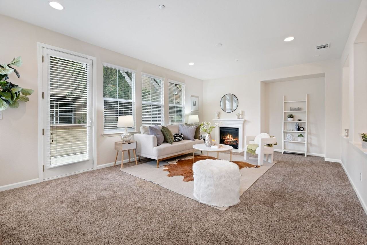 5300 Fioli Loop - Photo 3 of 29
