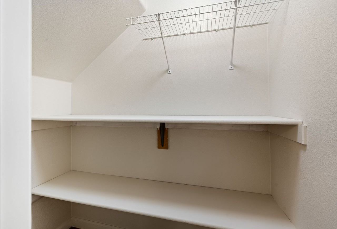 5300 Fioli Loop - Photo 4 of 29