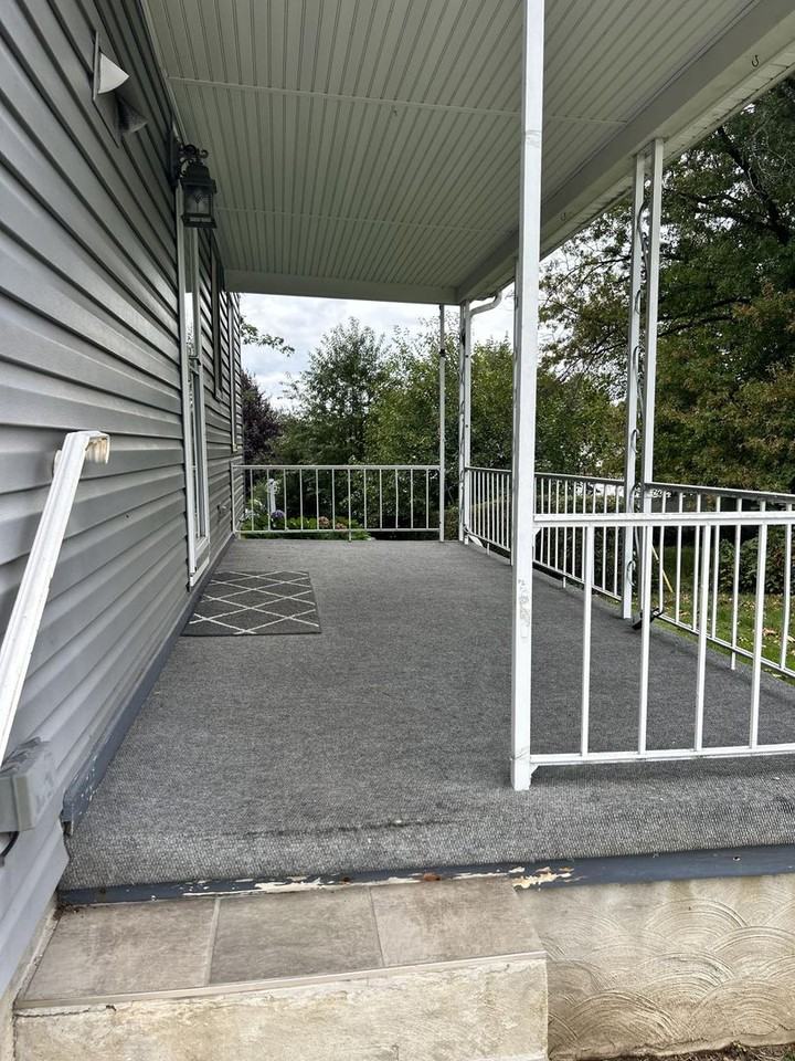 2564 Mayfield St - Photo 3 of 17