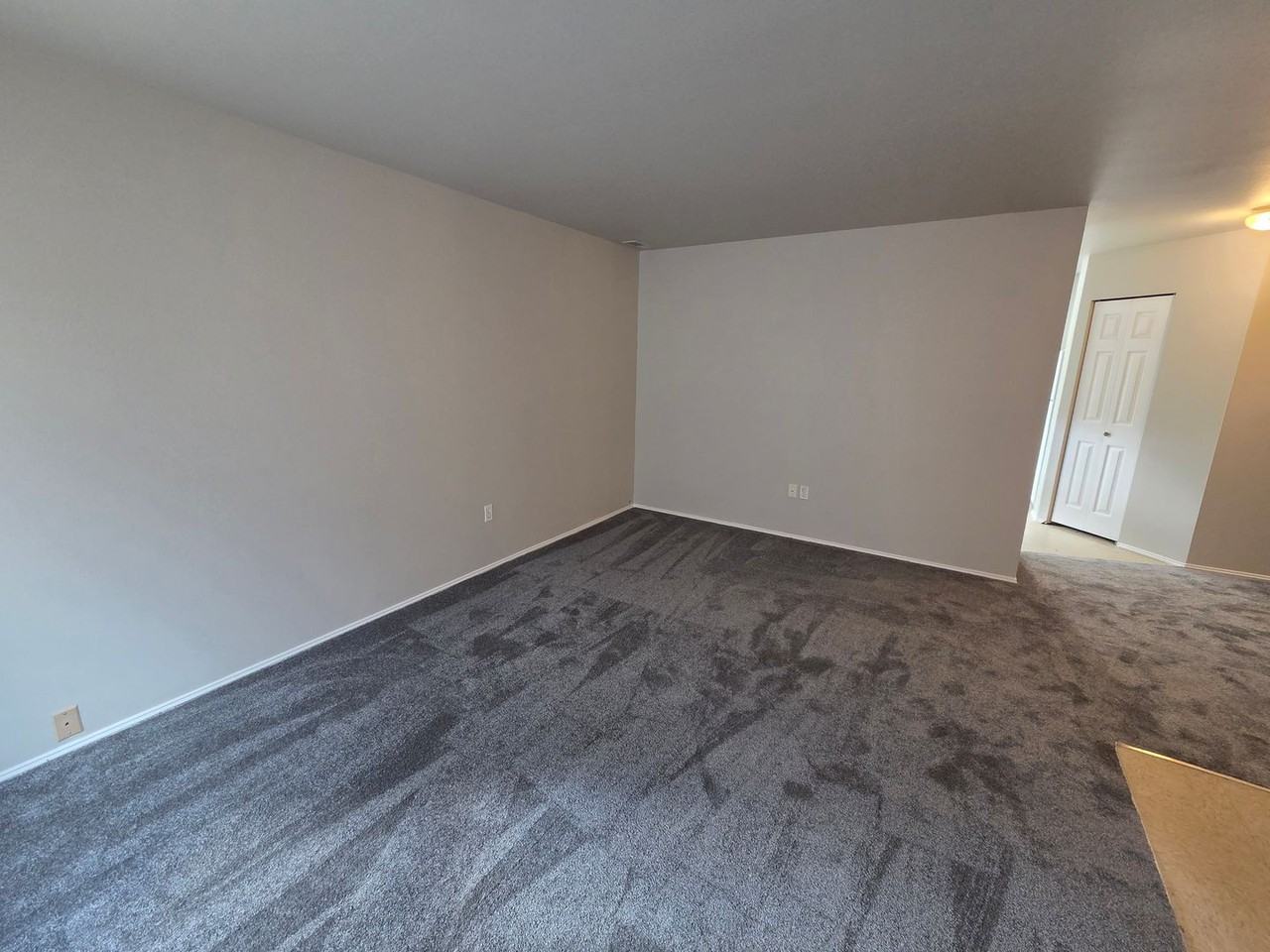 990 990 Kazac Place SW - Photo 7 of 22