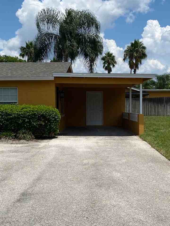 3170 S Bumby Ave #D7 - Photo 2 of 9