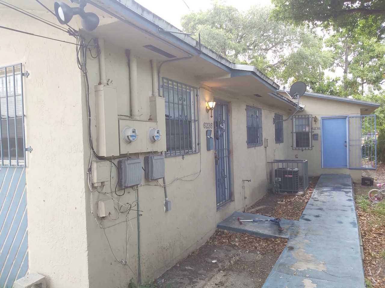 6236 Nw 4th Ave - Photo 2 of 26