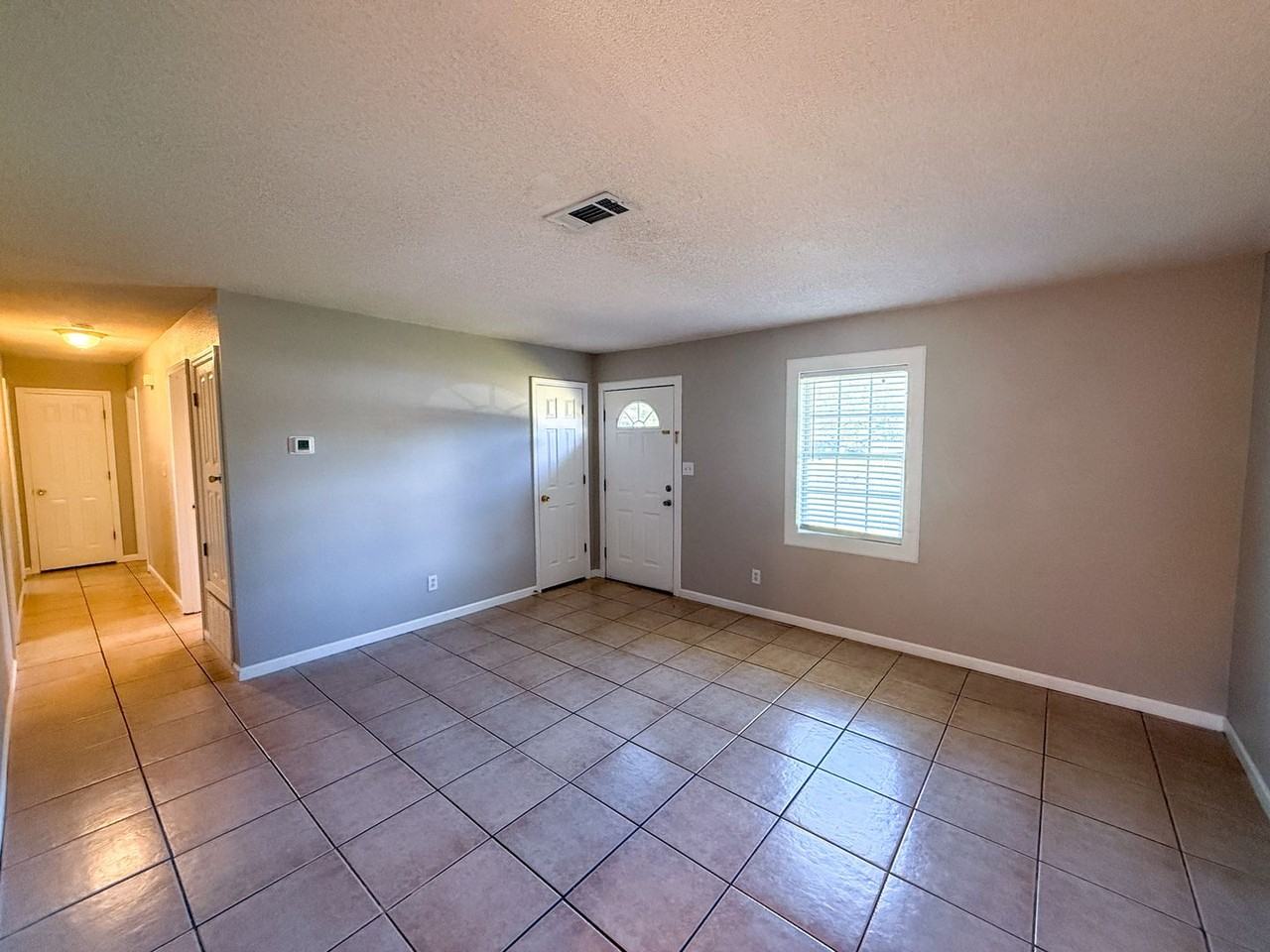 4321 Chalet Cir - Photo 2 of 18