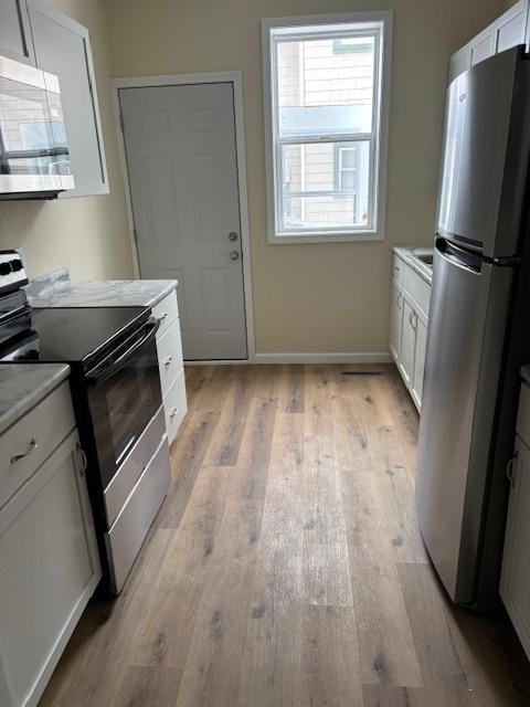 1527 Hammond Ave #3 - Photo 4 of 12