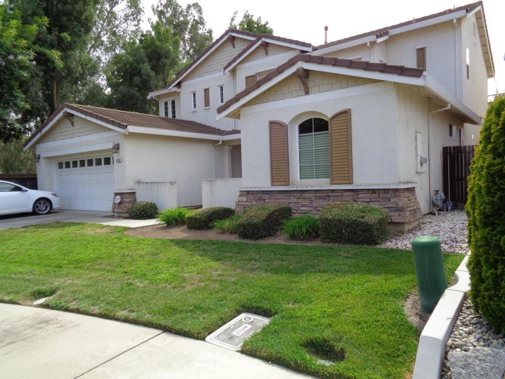 3529 Laguna Ct - Photo 2 of 7