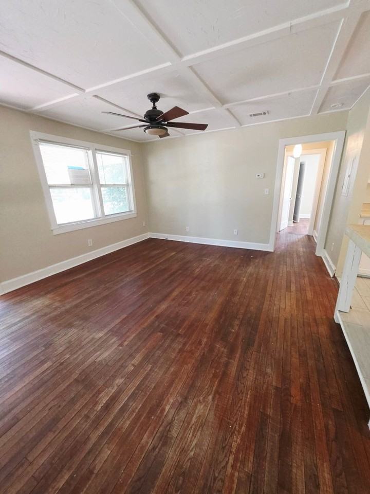 7 Mindoro Cir - Photo 6 of 14