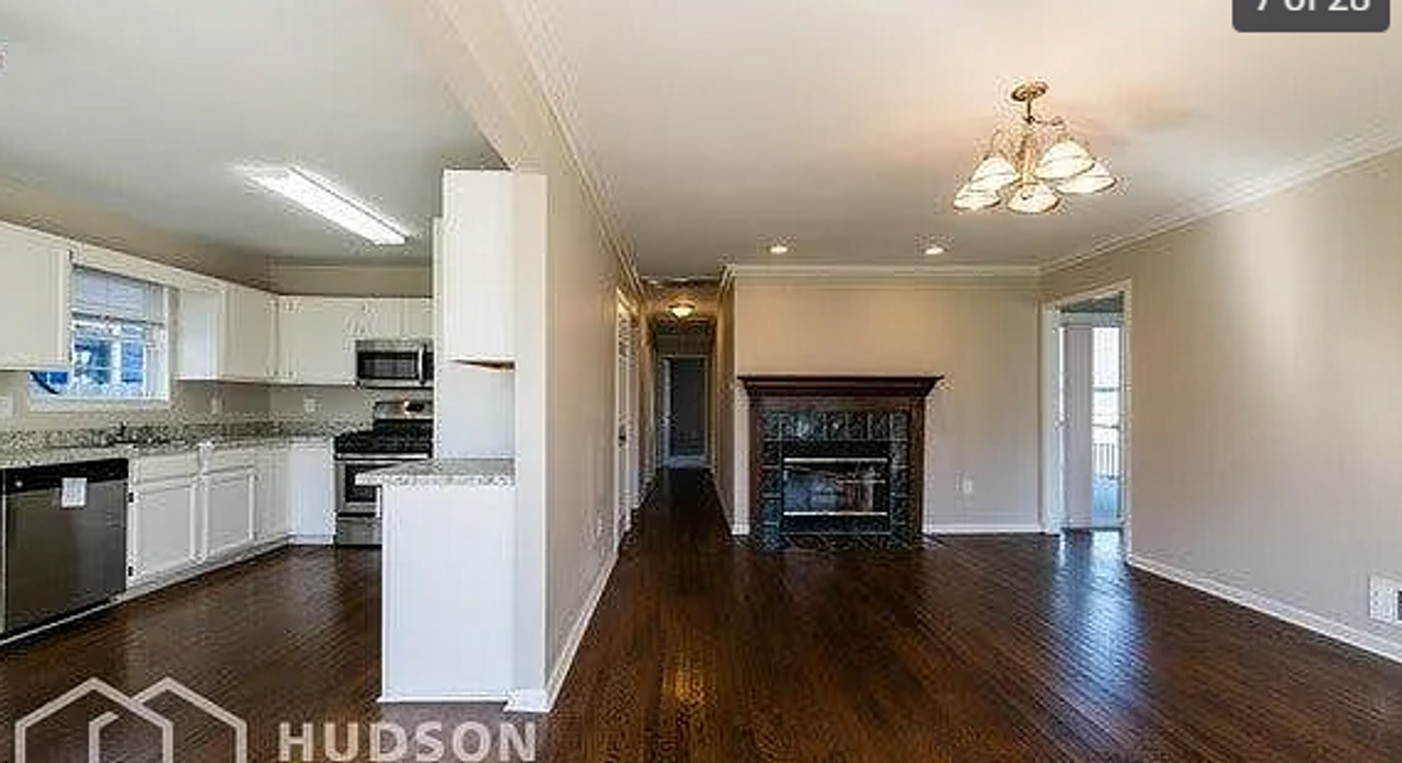 251 20th Ave - Photo 7 of 9