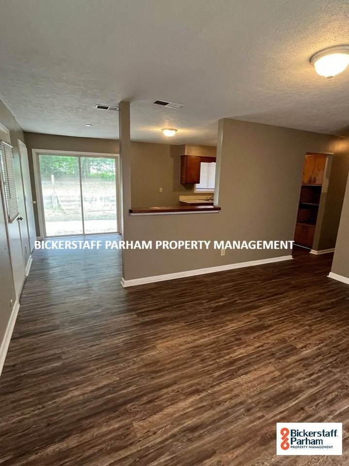 751 Baxley Way - Photo 4 of 18
