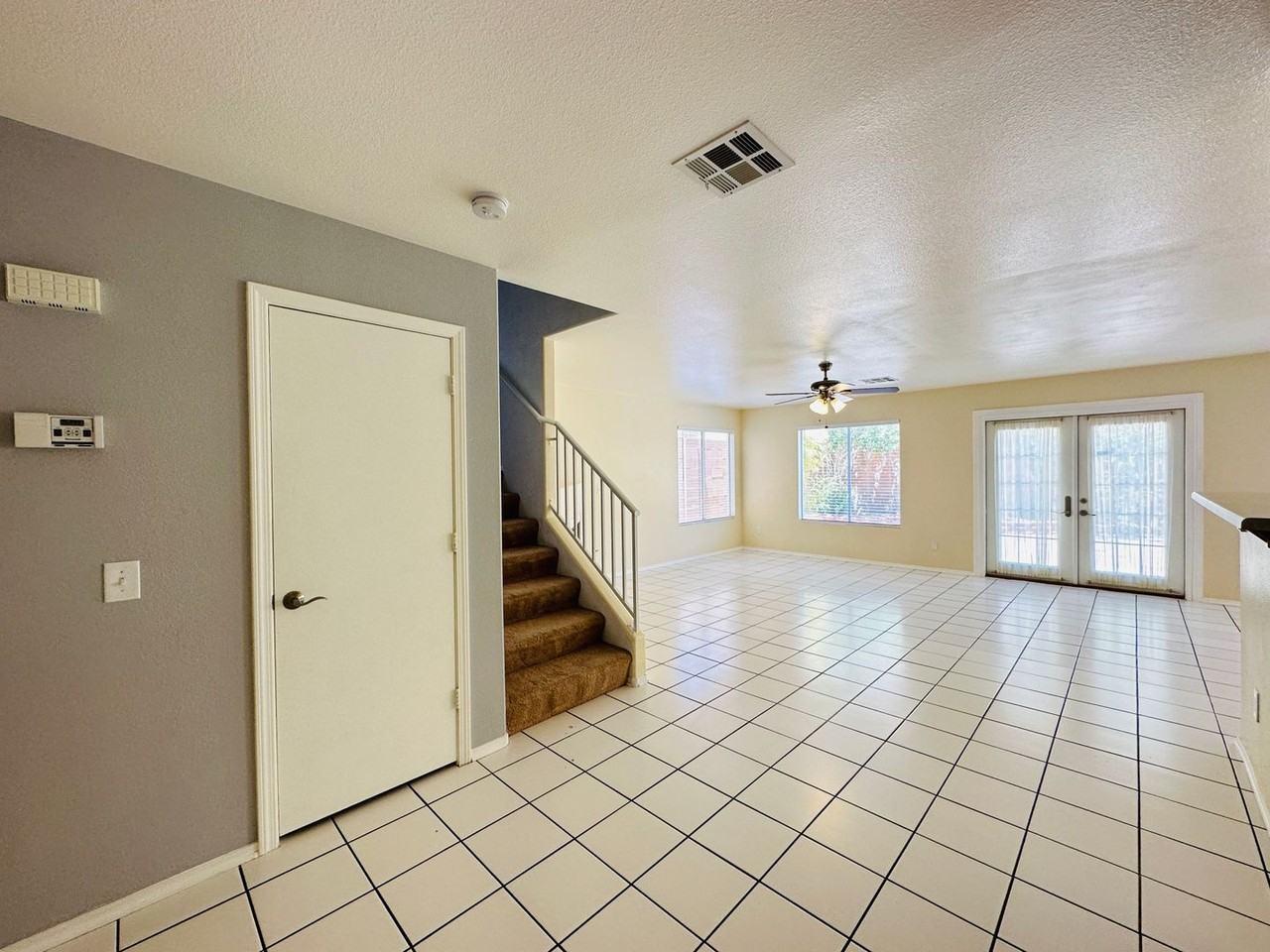 11112 Gateview Ln - Photo 3 of 23