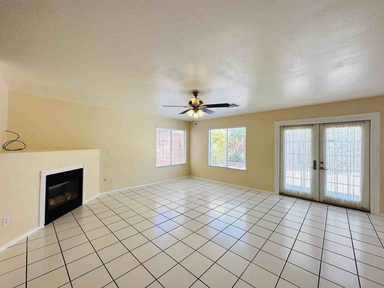 11112 Gateview Ln - Photo 4 of 23