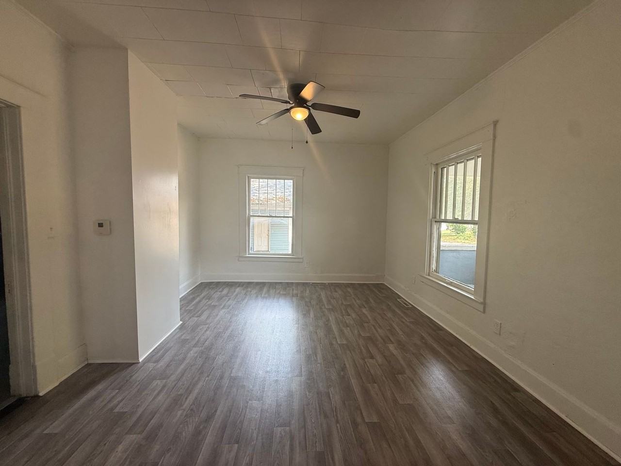 2121 N Lexington Ave - Photo 4 of 16