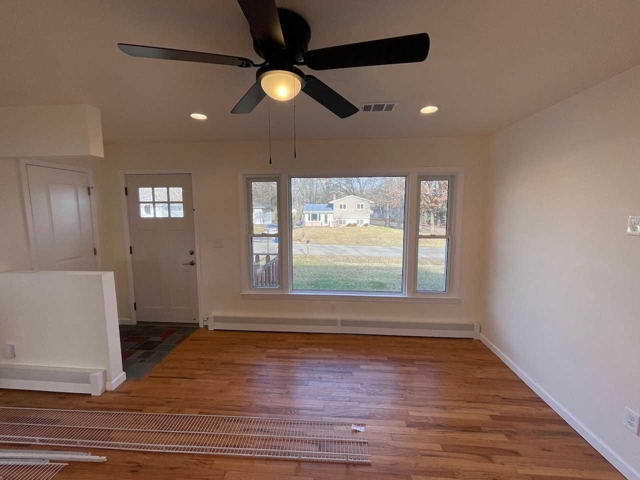4045 Kempf St - Photo 3 of 18