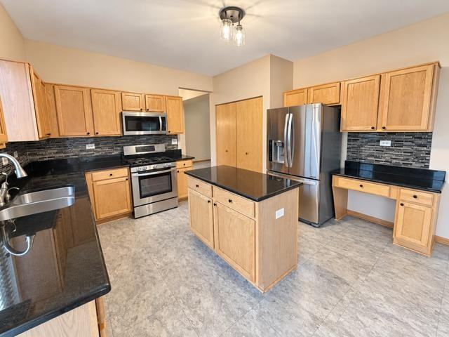 24053 Nightingale Ct - Photo 2 of 7