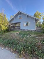 featured image of 130 Broadwater Ave