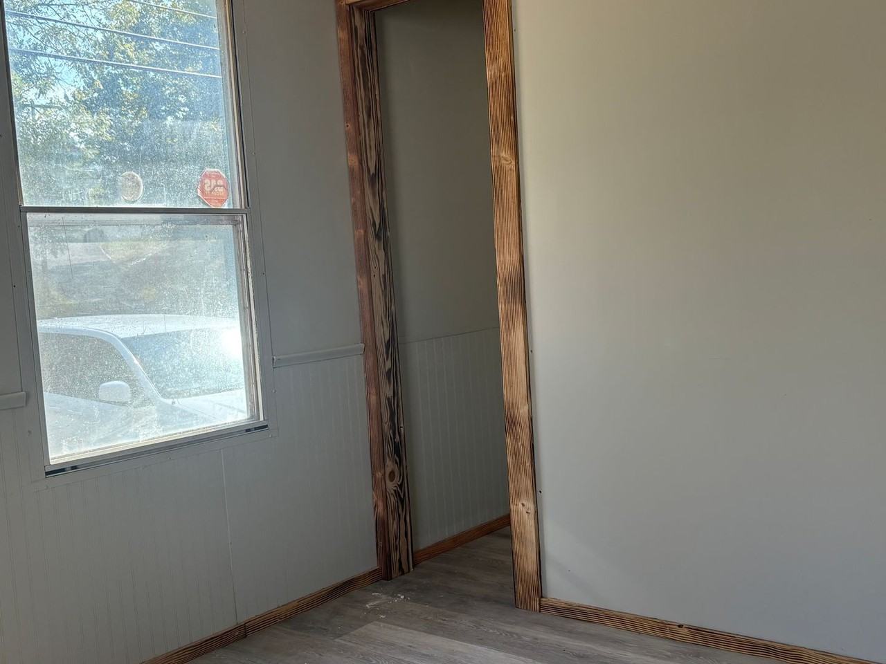 1585 County Farm Rd - Photo 3 of 4