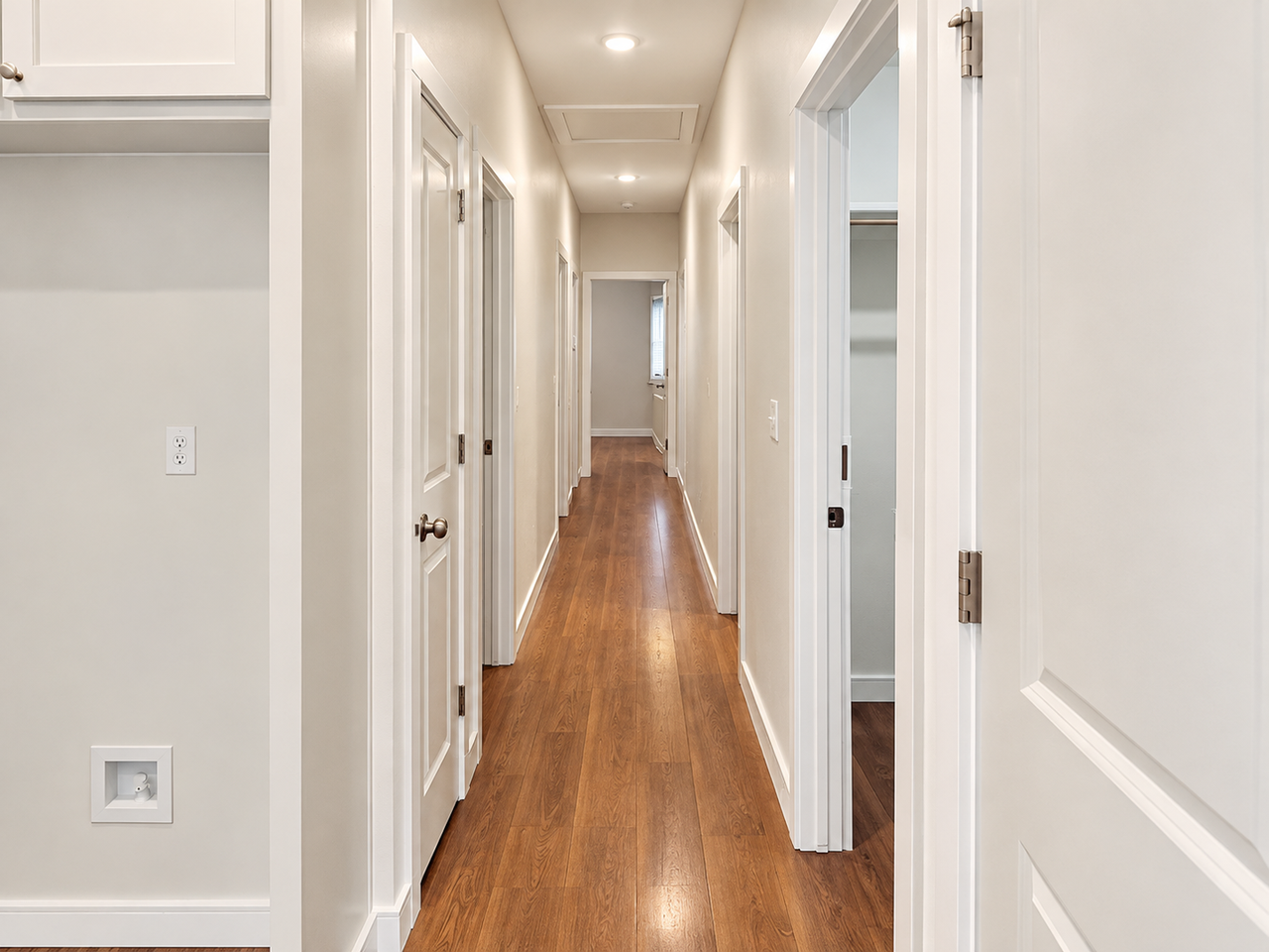 2122 Charles Whitlow Ave - Photo 3 of 15