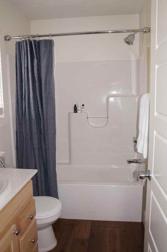 305 E Wylie St - Photo 2 of 19