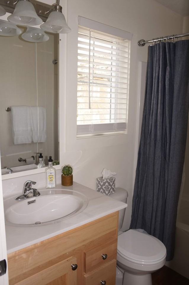 305 E Wylie St - Photo 6 of 19