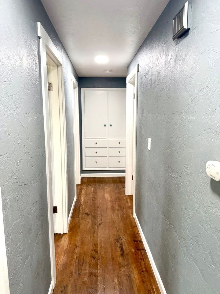 4023 Carolina Ave Ne - Photo 5 of 20