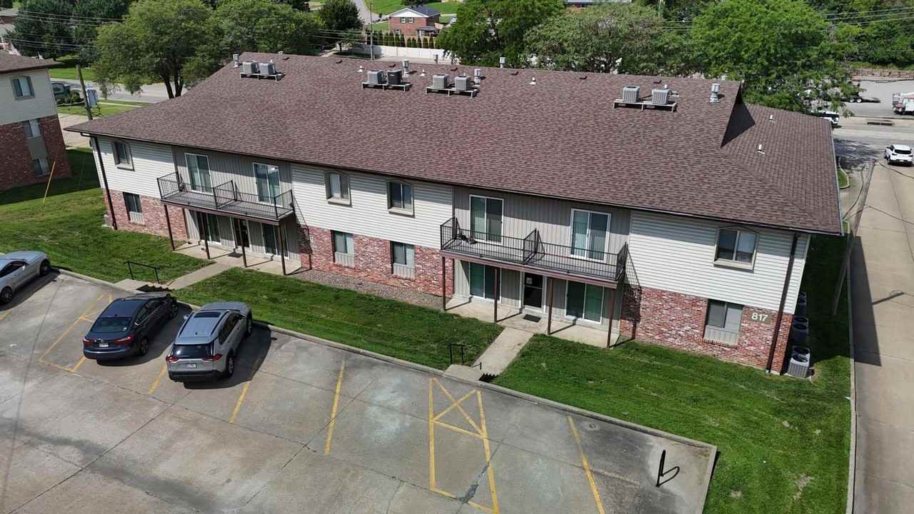 817 Southwest Blvd - Photo 2 of 4