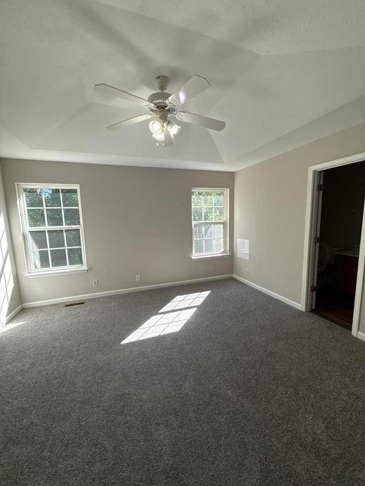345 Shoshone Pl - Photo 5 of 9