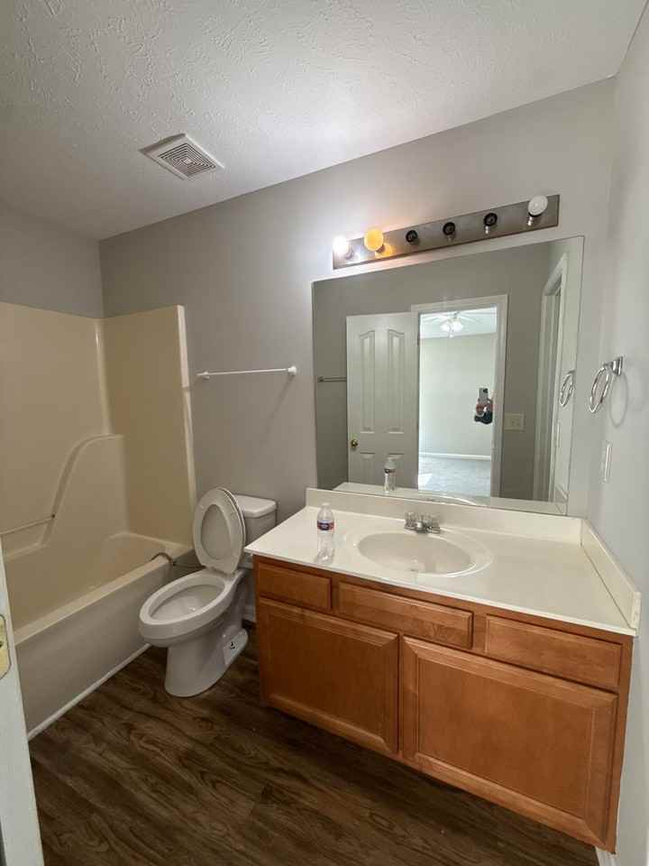 345 Shoshone Pl - Photo 6 of 9
