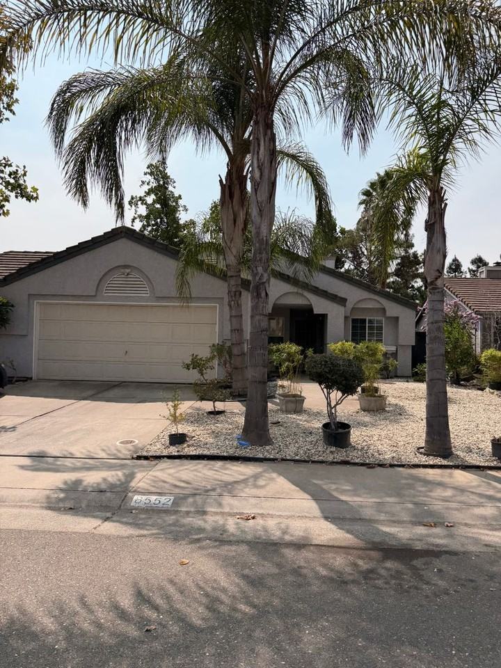 8552 New Star Cir