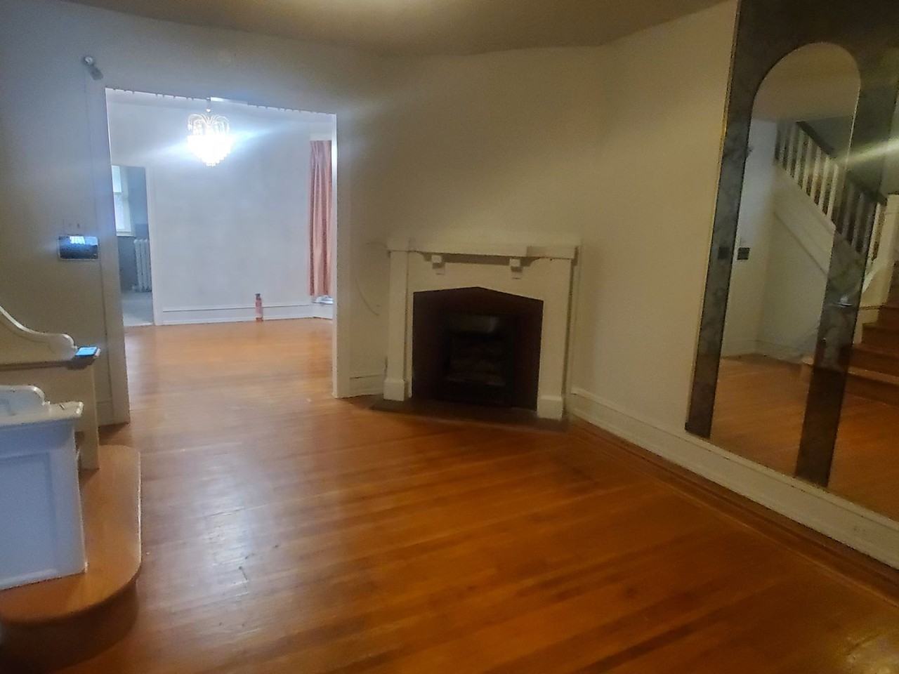 1129 S 56th St - Photo 3 of 21