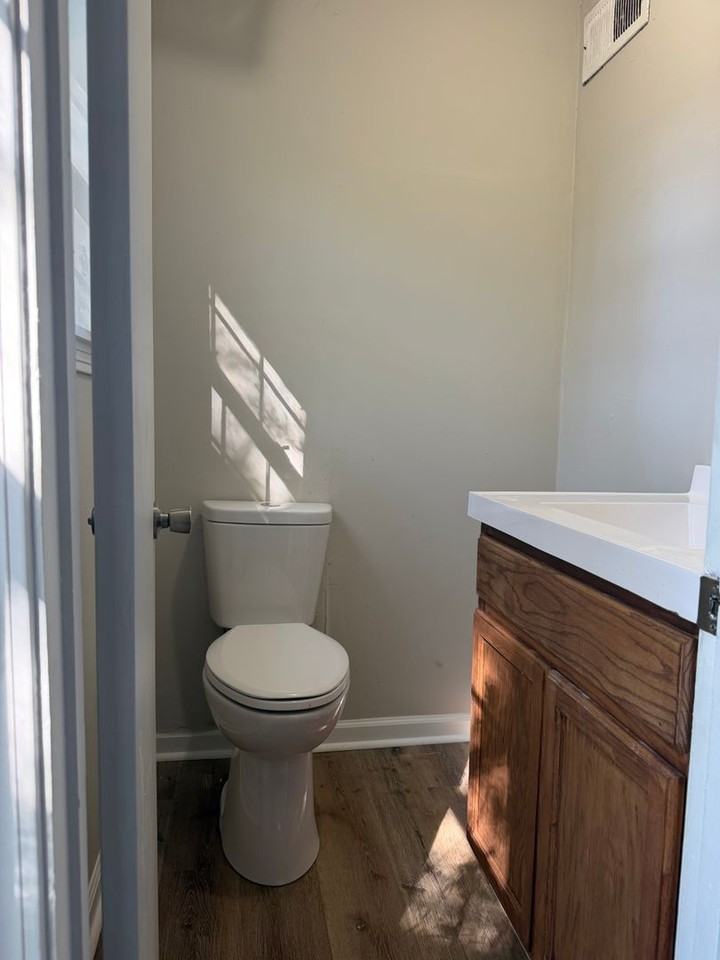 20 Hackberry Ln - Photo 4 of 9