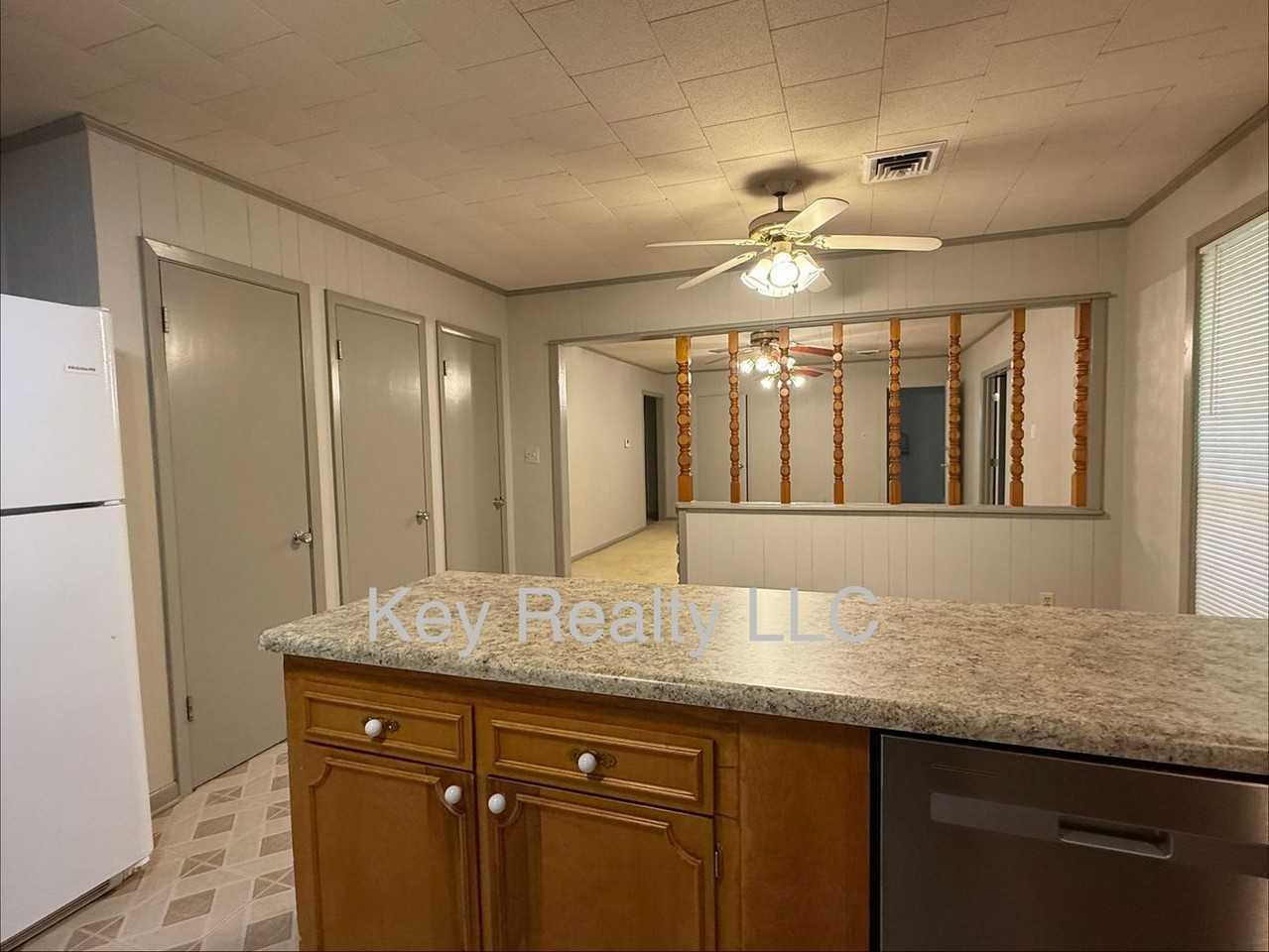 351 Browns Bend Rd - Photo 4 of 19