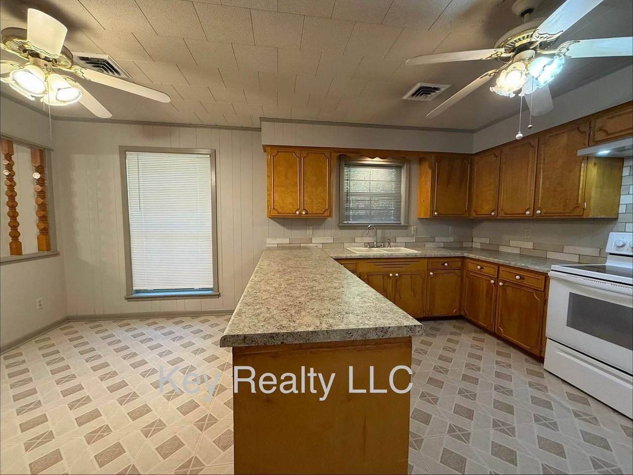 351 Browns Bend Rd - Photo 5 of 19