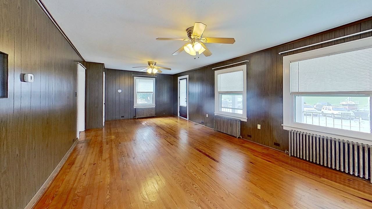 2981 Glen Rock Rd - Photo 2 of 11