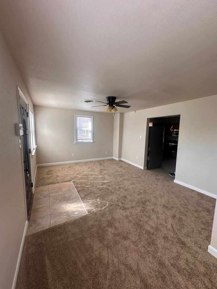 2312 Saint Denis Ave - Photo 2 of 13