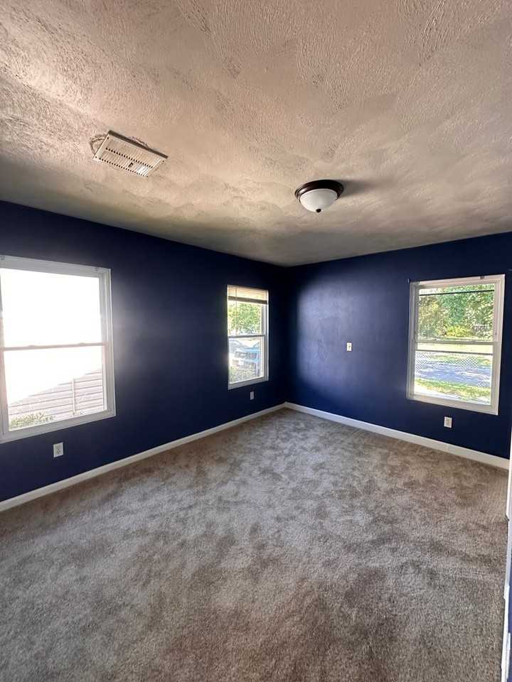 2312 Saint Denis Ave - Photo 6 of 13