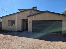 featured image of 1605 N Fremont Ave