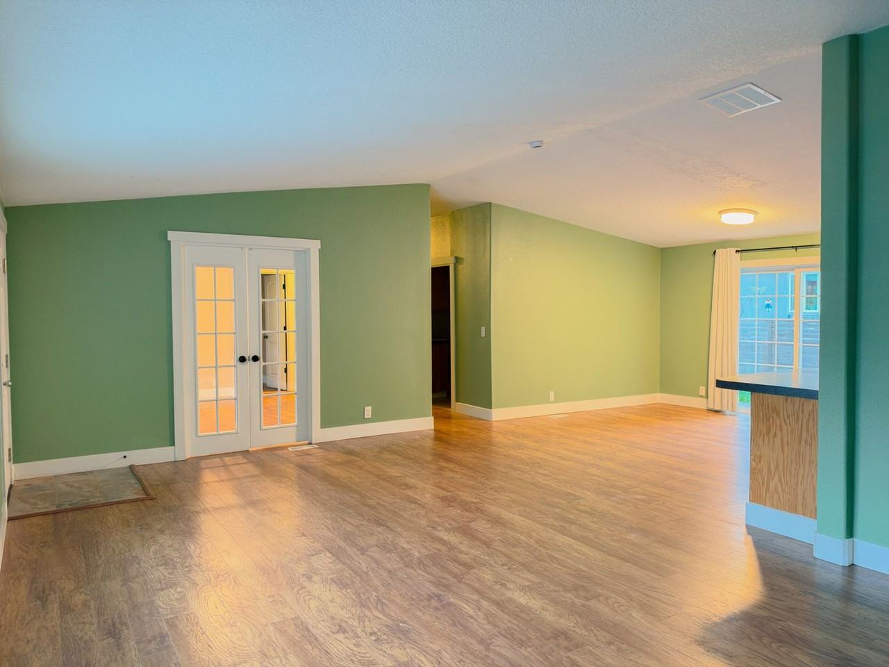 22 Sw Ruckel St - Photo 2 of 33