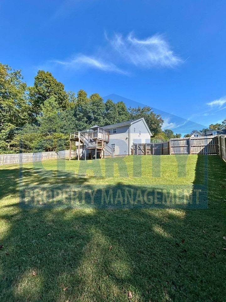 121 Ruth Way Sw - Photo 4 of 28