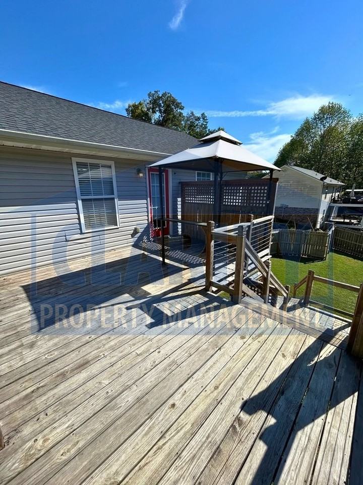 121 Ruth Way Sw - Photo 7 of 28