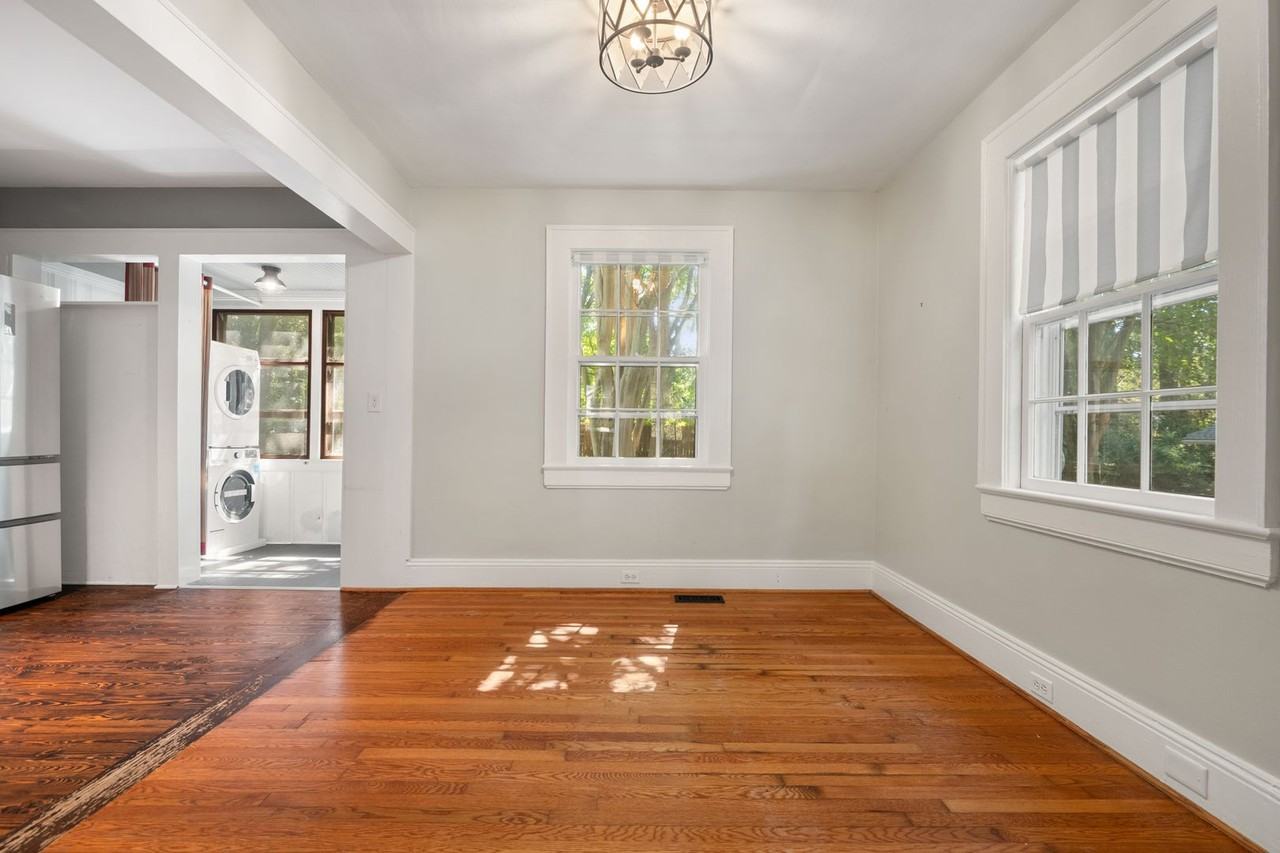 309 W Carver St - Photo 7 of 26