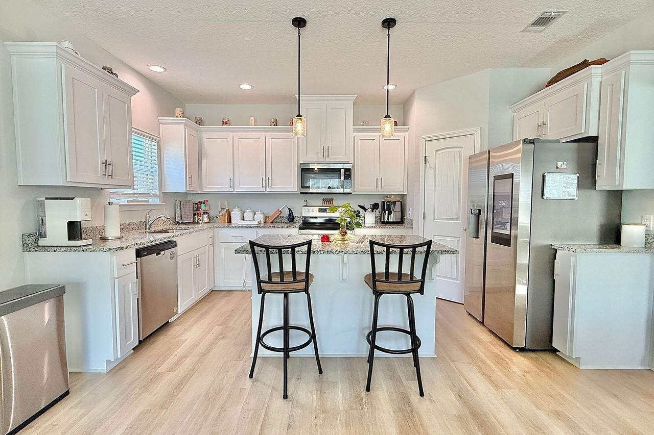 120 Legacy Ln - Photo 5 of 39