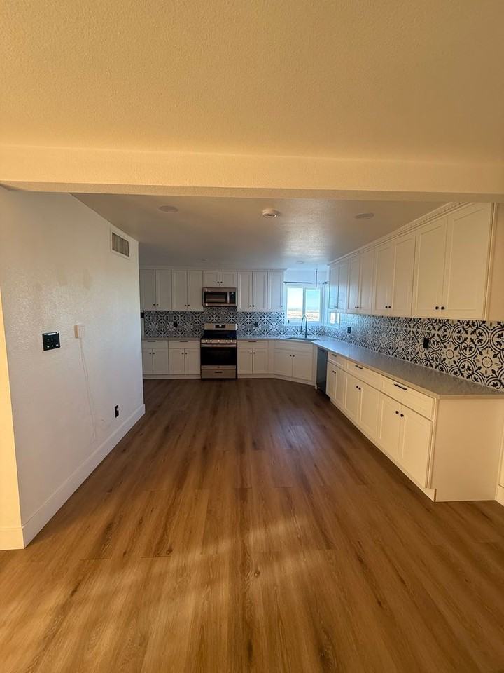 445 Highland Ave #A - Photo 6 of 19